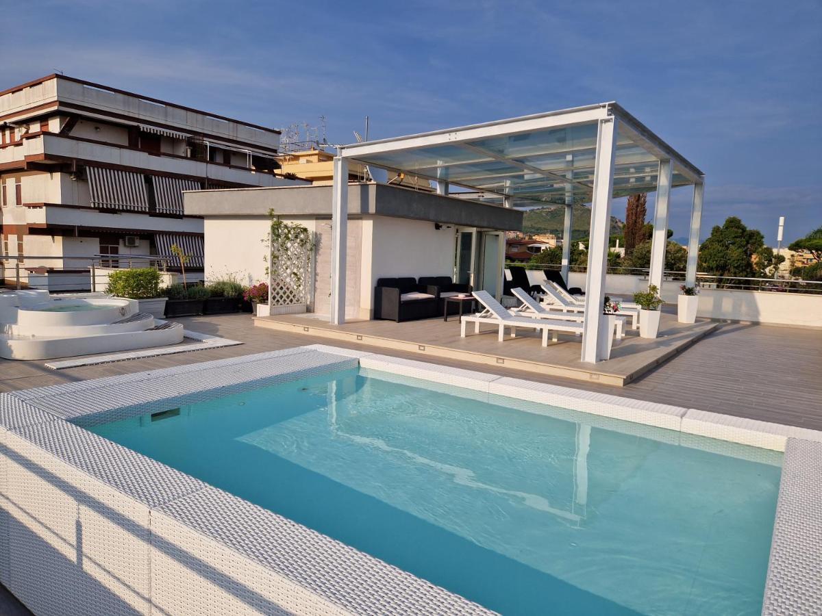 טרצ'ינה Acca Residence מראה חיצוני תמונה